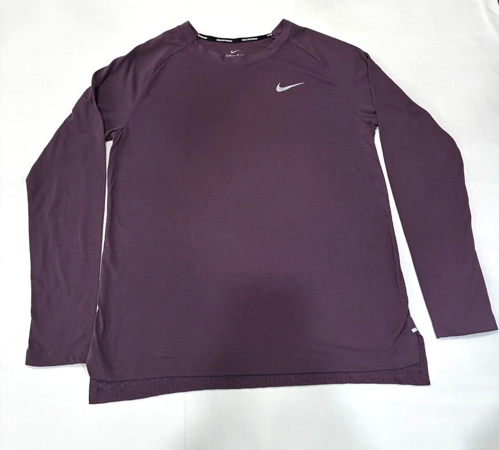 NIKE Dri-Fit Running Women's Long Slevee Shirt Size M Color Purple
